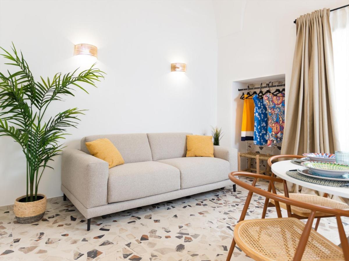 Cally Suite Room Martina Franca Eksteriør billede